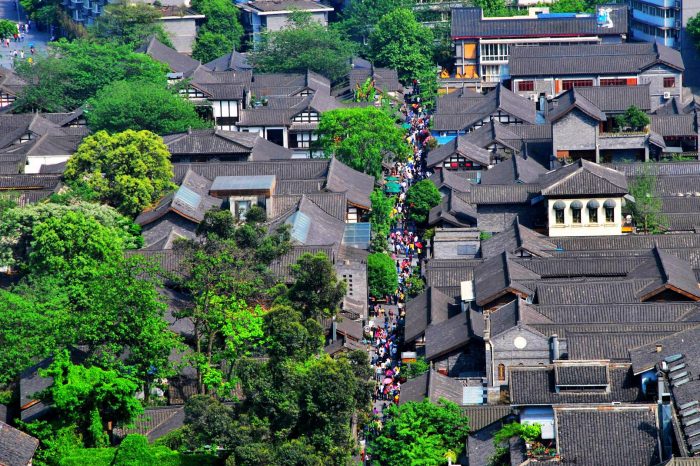 Viaje de 12 Días en Grupo Pequeño de Shanghai – Pekín – Xi’an – Chengdu – Shanghai