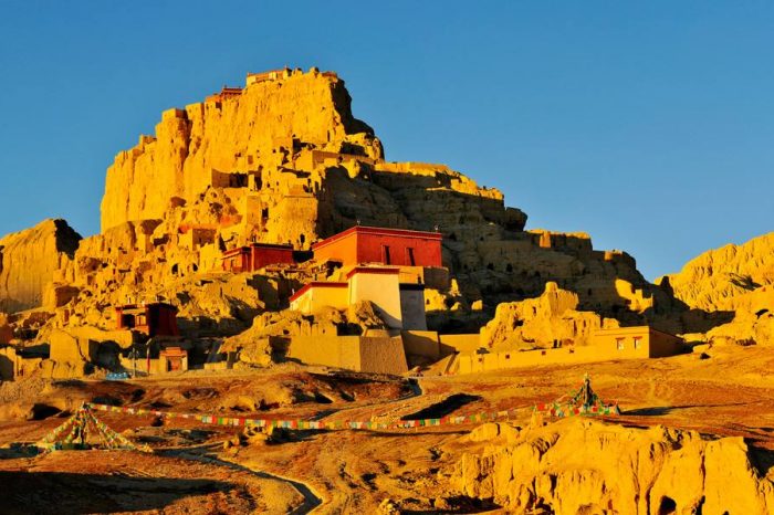 Viaje de Exploración de Kailash & Reino de Guge – 17 Días