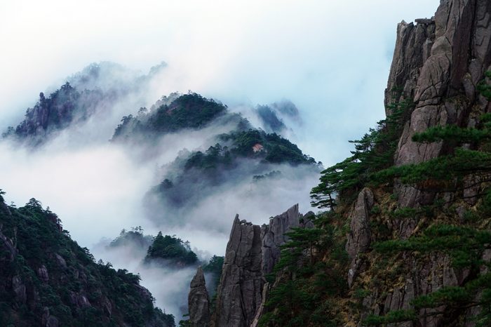 Viaje de 10 Días en Grupo Pequeño por Pekín – Xi’an – Shanghai – Monte Huangshan