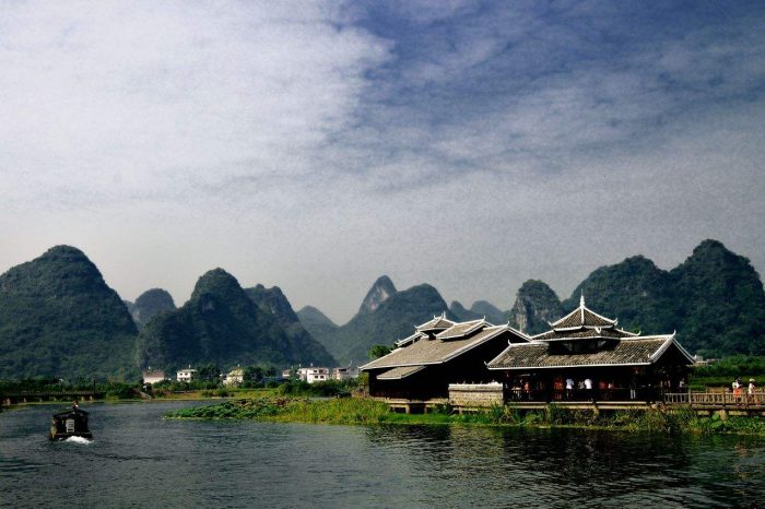 Viaje de 4 Días de Crucero por el Río Li & Senderismo en Yangshuo