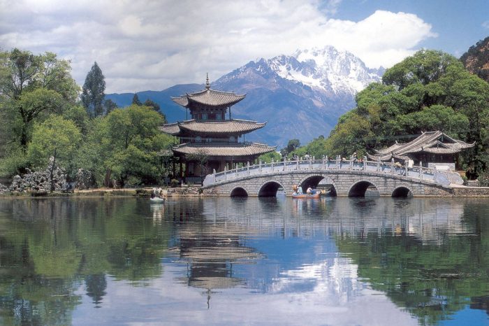 Viaje de 3 Días a Lijiang & Visitar al Reino Naxi
