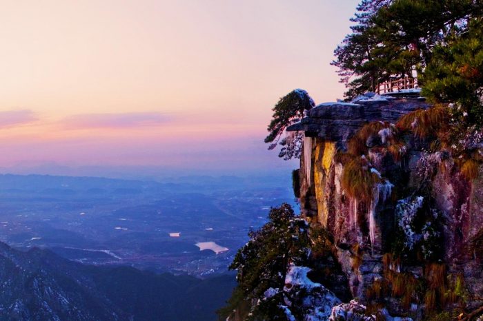 Viaje de 4 Días a la Cerámica de Jingdezhen y Monte Lu